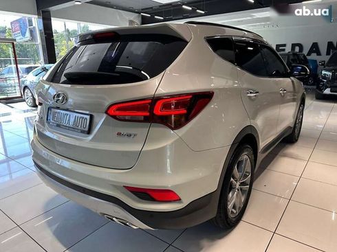 Hyundai Santa Fe 2016 - фото 6