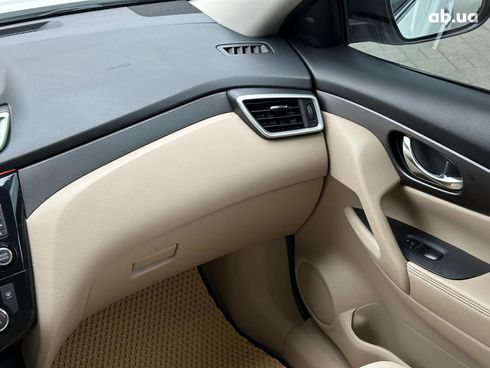 Nissan Rogue 2014 белый - фото 23