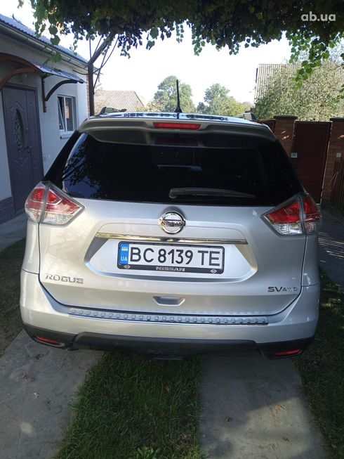 Nissan Rogue 2015 серебристый - фото 5