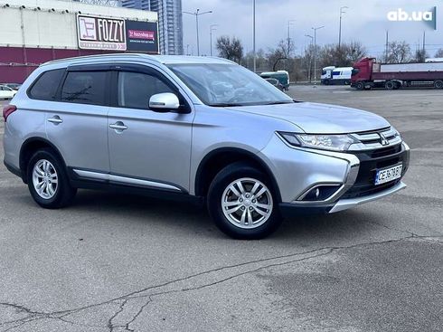 Mitsubishi Outlander 2018 - фото 4