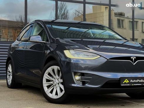 Tesla Model X 2018 - фото 9