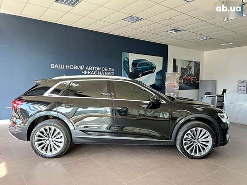 Audi E-Tron 2019 - фото 11
