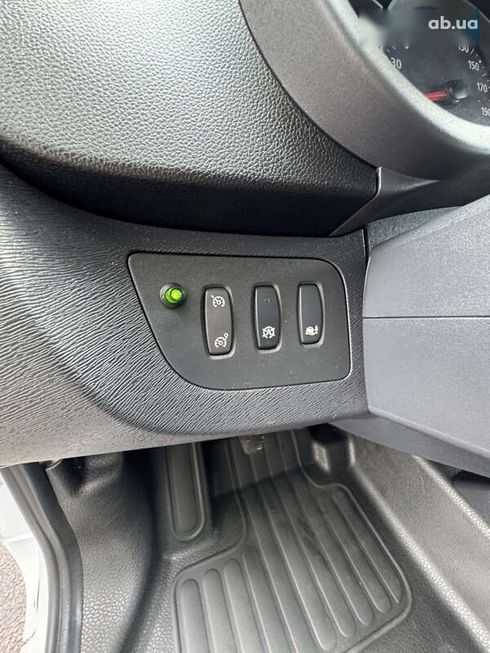 Renault Kangoo 2020 - фото 16