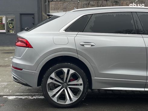 Audi Q8 2019 серый - фото 8