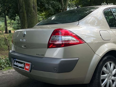 Renault Megane 2006 бежевый - фото 12