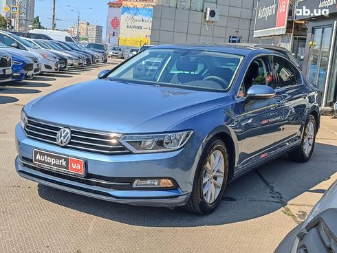 Volkswagen Passat 2015 синий - фото 3