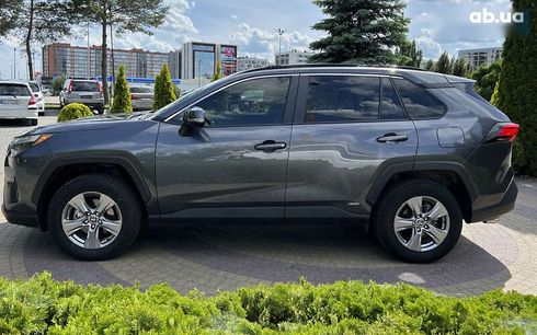 Toyota RAV4 2022 - фото 4