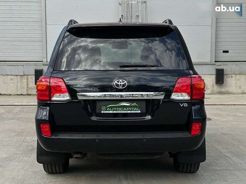 Toyota Land Cruiser 2014 - фото 9