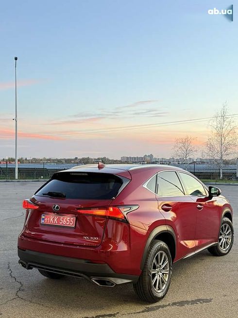 Lexus NX 2018 - фото 12