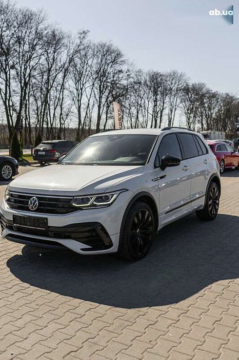 Volkswagen Tiguan 2021 - фото 28