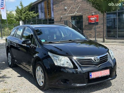 Toyota Avensis 2010 - фото 2