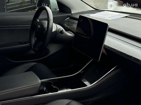 Tesla Model 3 2019 - фото 10