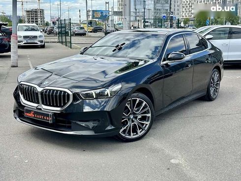 BMW 5 серия 2023 - фото 6