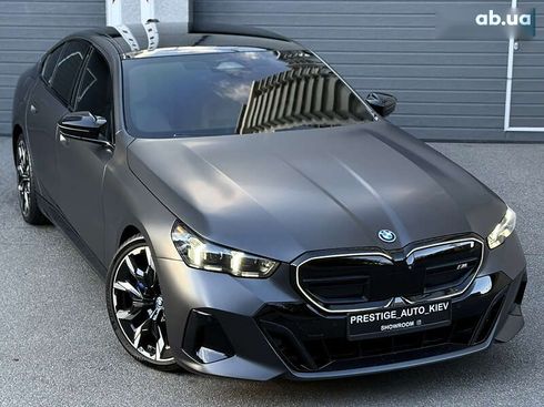 BMW i5 2023 - фото 2