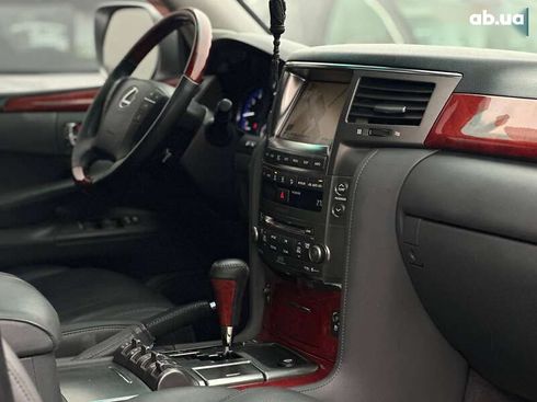Lexus LX 2008 - фото 12