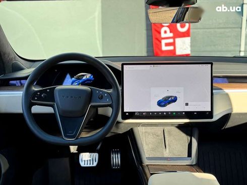 Tesla Model S 2022 - фото 18