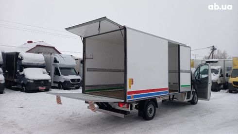 Volkswagen Crafter 2017 - фото 17