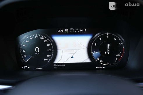 Volvo XC60 2018 - фото 14