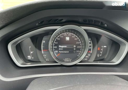 Volvo V40 2016 - фото 7