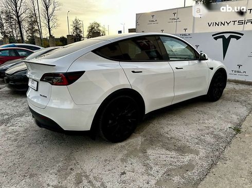 Tesla Model Y 2021 - фото 22