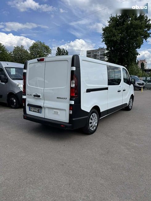 Renault Trafic 2018 - фото 10