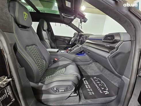 Lamborghini Urus 2024 - фото 17