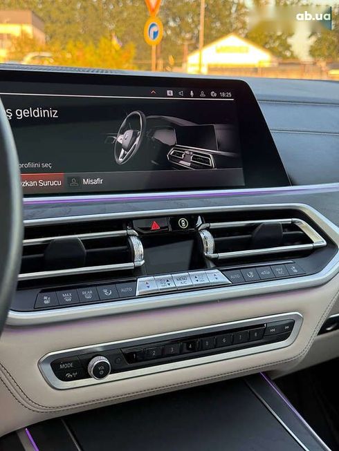 BMW X7 2022 - фото 22