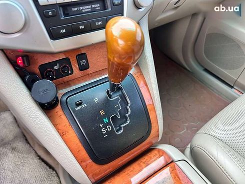 Lexus RX 2005 - фото 25