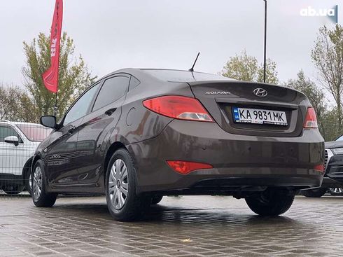 Hyundai Solaris 2016 - фото 21