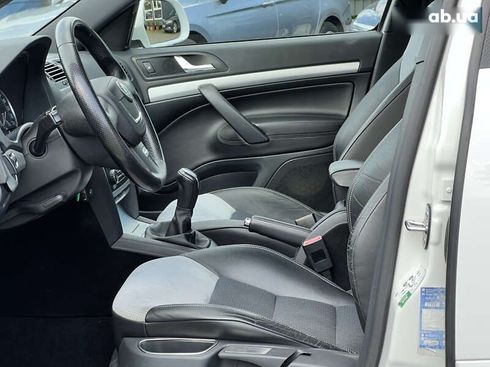 Skoda Octavia 2012 - фото 25
