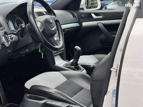 Skoda Octavia 2012 - фото 26