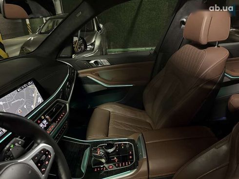 BMW X7 2022 - фото 29