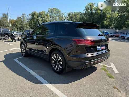 Volkswagen Touareg 2020 - фото 5