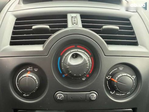 Renault Megane 2009 - фото 21