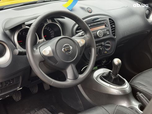 Nissan Juke 2017 желтый - фото 76