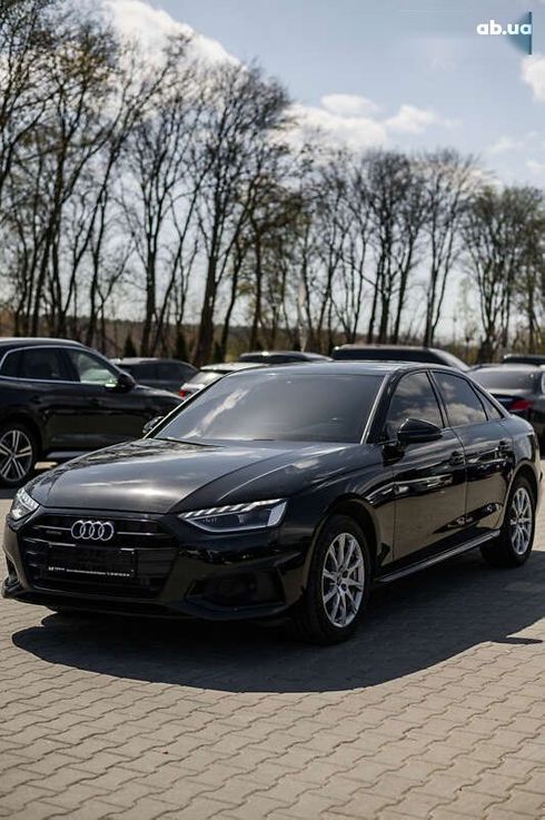 Audi A4 2019 - фото 18