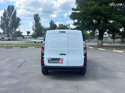 Renault Kangoo 2018 белый - фото 4