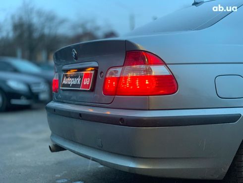 BMW 3 серия 2004 серый - фото 11