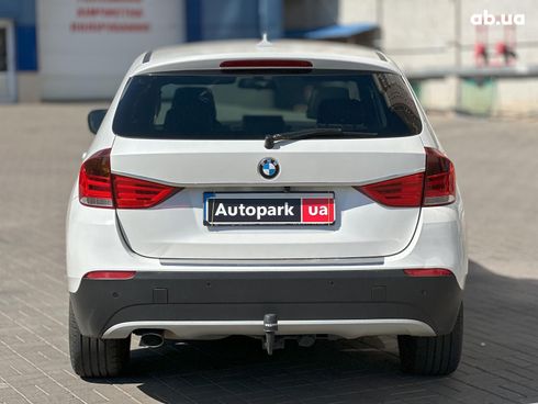 BMW X1 2011 белый - фото 6