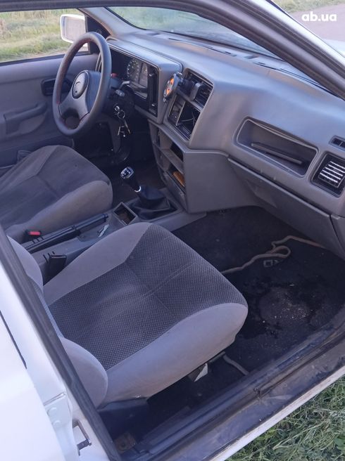 Ford Sierra 1990 белый - фото 12