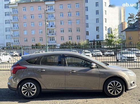 Ford Focus 2014 - фото 4