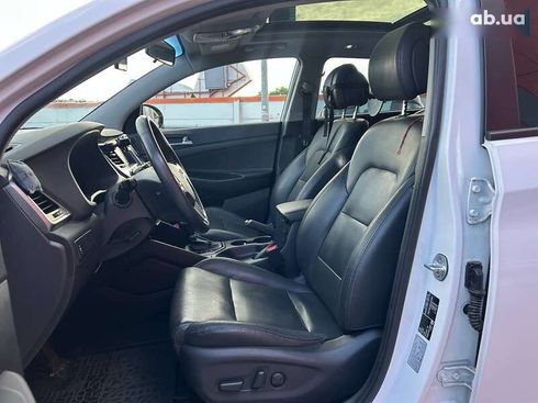 Hyundai Tucson 2017 - фото 11
