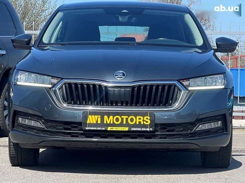 Skoda Octavia 2021 - фото 7