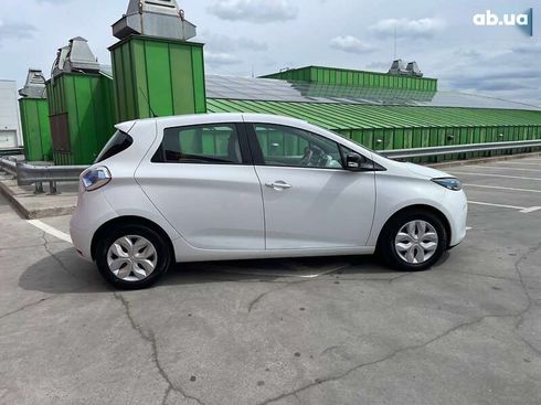 Renault Zoe 2017 - фото 4