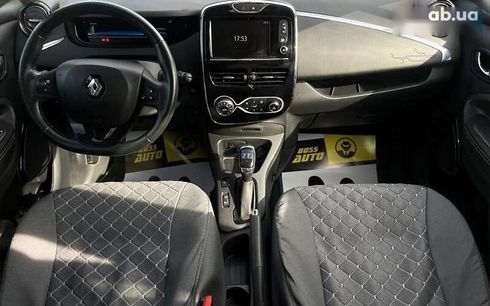 Renault Zoe 2017 - фото 21