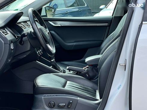 Skoda Octavia 2020 - фото 26