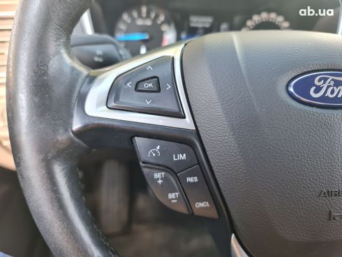 Ford Mondeo 2016 белый - фото 12