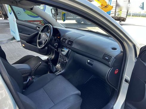 Toyota Avensis 2007 - фото 17