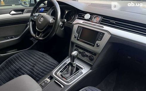 Volkswagen Passat 2015 - фото 16