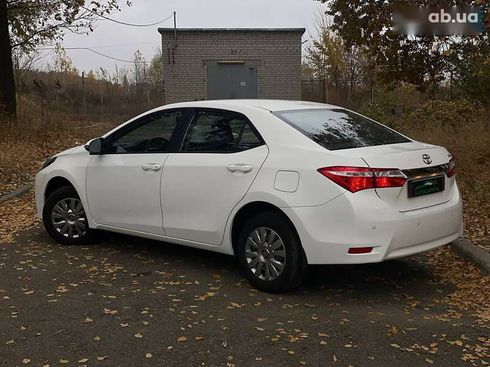 Toyota Corolla 2017 - фото 13